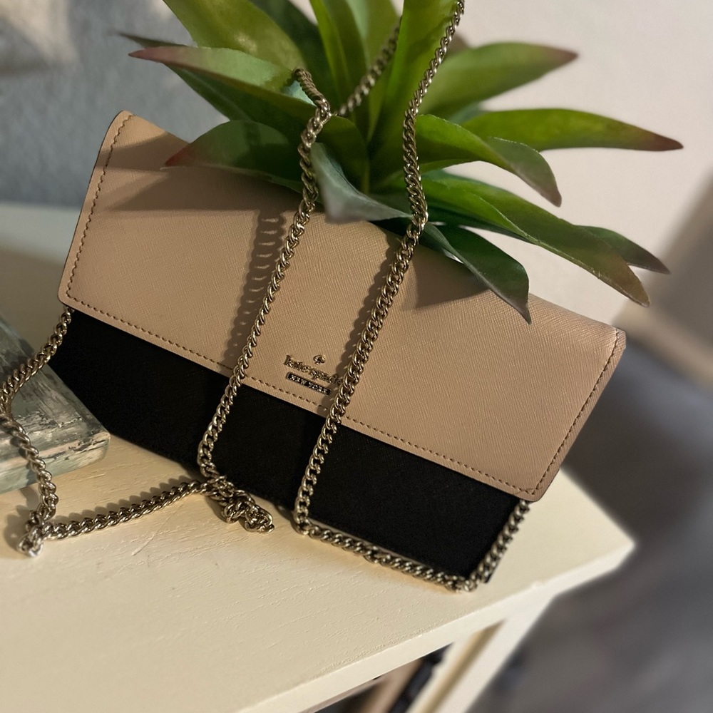 🌷Kate Spade ♠️ Crossbody/ Clutch